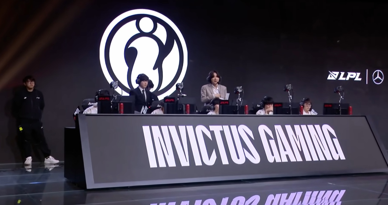 包含重返赛场引发热议！，JackeyLove在美国队比赛中比赛局势复杂上演精彩一战的词条-kaiyun