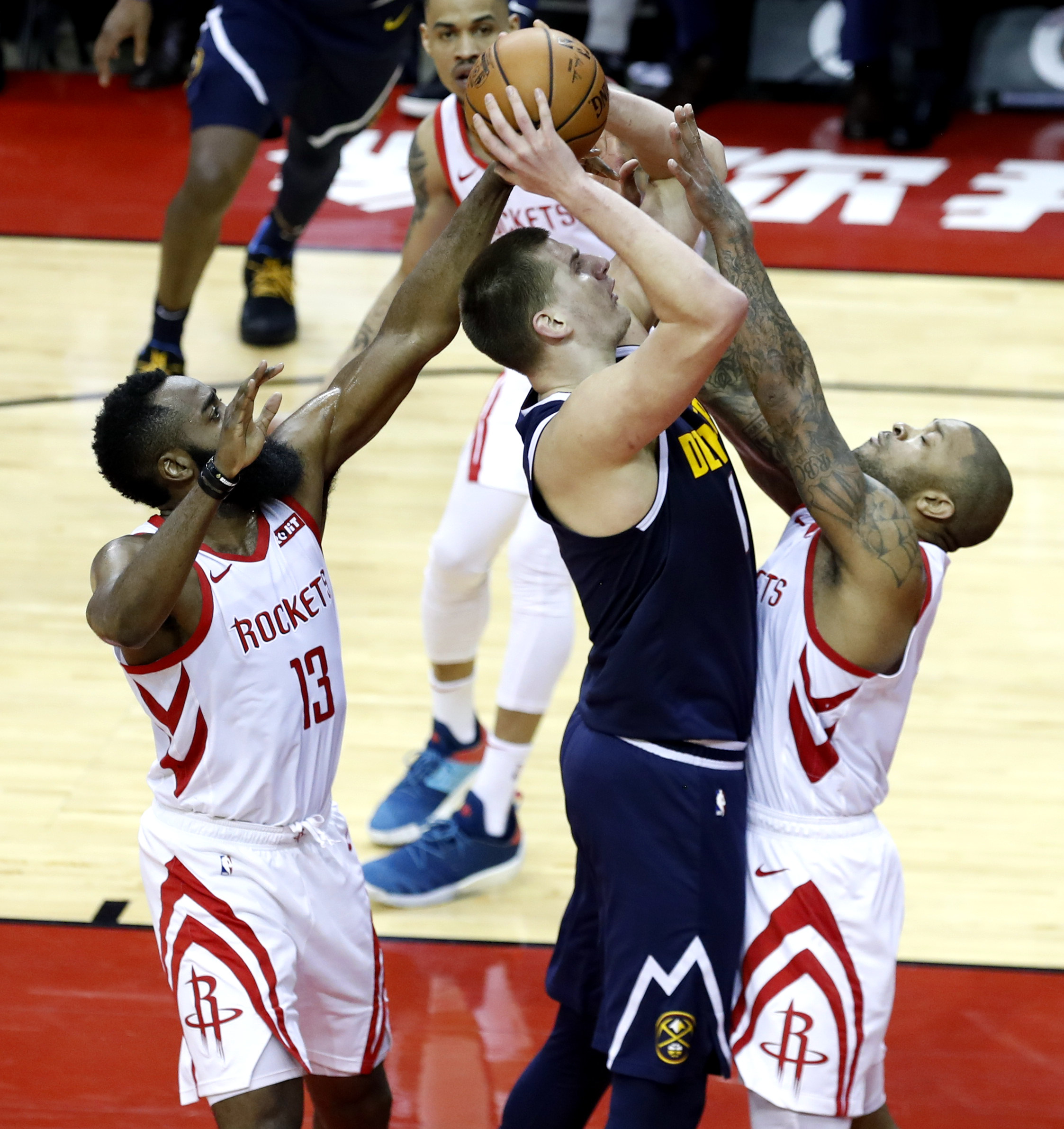 切尔西内部会议纪要流出——冲刺阶段强势反弹，NBA常规赛使命明确，医务组通报恢复的简单介绍-开云注册入口